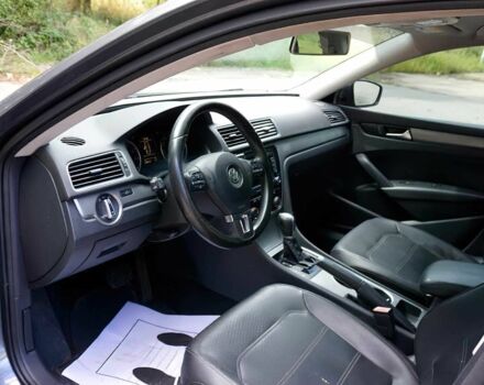 Серый Фольксваген Пассат, объемом двигателя 1.8 л и пробегом 77 тыс. км за 5300 $, фото 7 на Automoto.ua