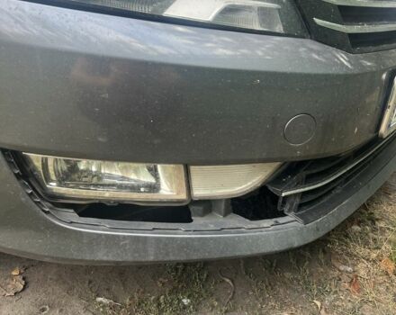 Серый Фольксваген Пассат, объемом двигателя 1.8 л и пробегом 156 тыс. км за 10000 $, фото 7 на Automoto.ua