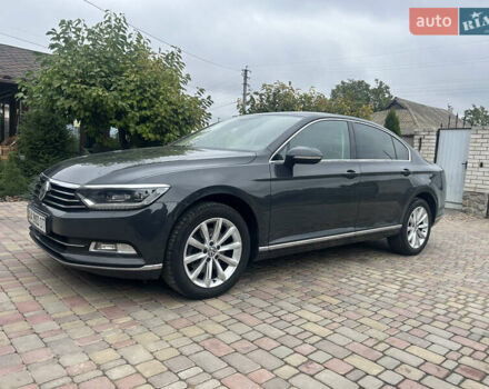 Сірий Фольксваген Пассат, об'ємом двигуна 1.8 л та пробігом 190 тис. км за 15500 $, фото 2 на Automoto.ua