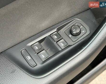 Сірий Фольксваген Пассат, об'ємом двигуна 1.97 л та пробігом 257 тис. км за 16900 $, фото 35 на Automoto.ua