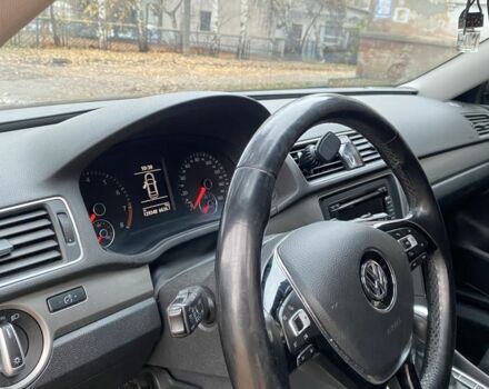 Серый Фольксваген Пассат, объемом двигателя 1.8 л и пробегом 129 тыс. км за 11500 $, фото 21 на Automoto.ua