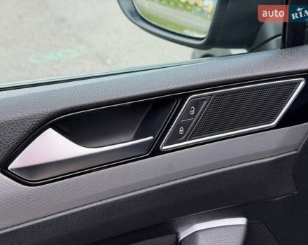 Сірий Фольксваген Пассат, об'ємом двигуна 1.97 л та пробігом 257 тис. км за 16900 $, фото 34 на Automoto.ua