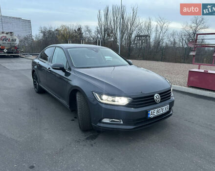 Серый Фольксваген Пассат, объемом двигателя 2 л и пробегом 257 тыс. км за 16900 $, фото 12 на Automoto.ua