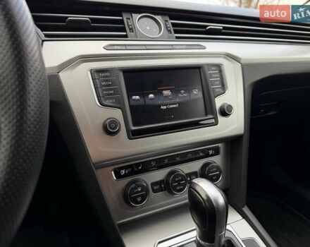 Сірий Фольксваген Пассат, об'ємом двигуна 1.97 л та пробігом 257 тис. км за 16900 $, фото 52 на Automoto.ua