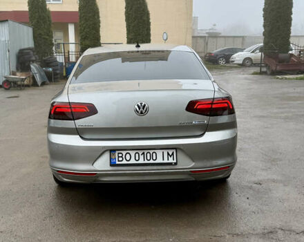 Серый Фольксваген Пассат, объемом двигателя 1.97 л и пробегом 225 тыс. км за 16800 $, фото 5 на Automoto.ua