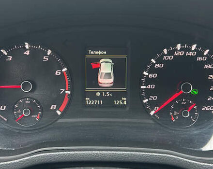 Серый Фольксваген Пассат, объемом двигателя 1.8 л и пробегом 127 тыс. км за 14000 $, фото 4 на Automoto.ua