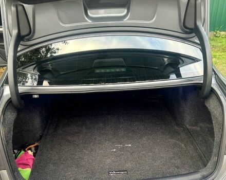 Серый Фольксваген Пассат, объемом двигателя 1.8 л и пробегом 186 тыс. км за 10000 $, фото 1 на Automoto.ua