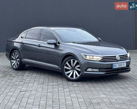 Серый Фольксваген Пассат, объемом двигателя 2 л и пробегом 264 тыс. км за 15850 $, фото 4 на Automoto.ua