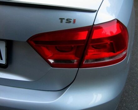 Серый Фольксваген Пассат, объемом двигателя 1.8 л и пробегом 230 тыс. км за 8850 $, фото 2 на Automoto.ua