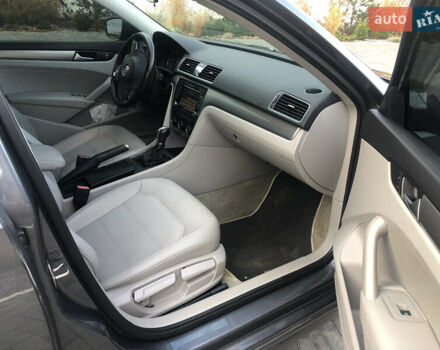 Серый Фольксваген Пассат, объемом двигателя 1.8 л и пробегом 202 тыс. км за 11500 $, фото 26 на Automoto.ua