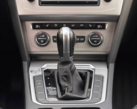 Серый Фольксваген Пассат, объемом двигателя 2 л и пробегом 257 тыс. км за 16900 $, фото 19 на Automoto.ua