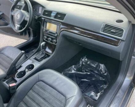 Сірий Фольксваген Пассат, об'ємом двигуна 2 л та пробігом 145 тис. км за 5700 $, фото 12 на Automoto.ua