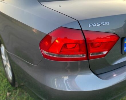 Сірий Фольксваген Пассат, об'ємом двигуна 1.8 л та пробігом 236 тис. км за 9000 $, фото 5 на Automoto.ua