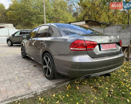 Сірий Фольксваген Пассат, об'ємом двигуна 1.8 л та пробігом 250 тис. км за 8999 $, фото 14 на Automoto.ua