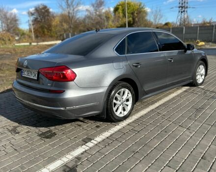 Серый Фольксваген Пассат, объемом двигателя 1.8 л и пробегом 102 тыс. км за 281 $, фото 3 на Automoto.ua