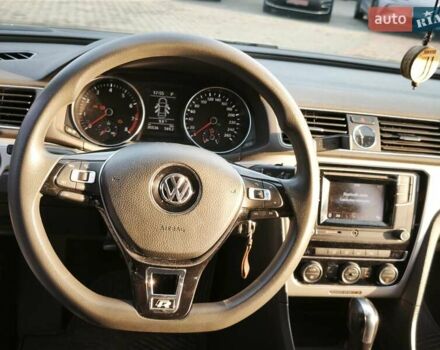 Сірий Фольксваген Пассат, об'ємом двигуна 1.8 л та пробігом 86 тис. км за 12500 $, фото 12 на Automoto.ua