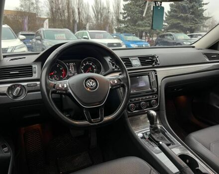 Серый Фольксваген Пассат, объемом двигателя 1.8 л и пробегом 173 тыс. км за 13300 $, фото 15 на Automoto.ua