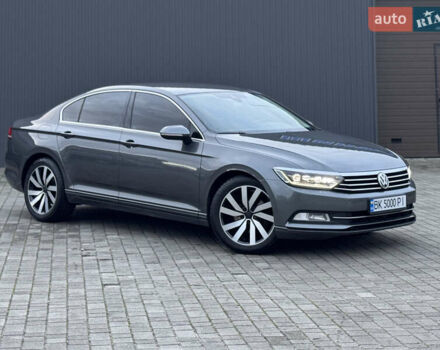 Серый Фольксваген Пассат, объемом двигателя 2 л и пробегом 264 тыс. км за 15850 $, фото 5 на Automoto.ua