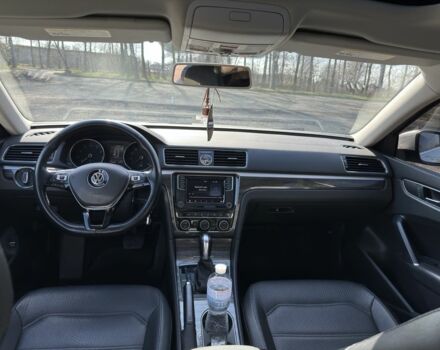 Сірий Фольксваген Пассат, об'ємом двигуна 1.8 л та пробігом 220 тис. км за 13200 $, фото 10 на Automoto.ua