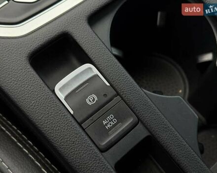 Сірий Фольксваген Пассат, об'ємом двигуна 1.97 л та пробігом 257 тис. км за 16900 $, фото 60 на Automoto.ua