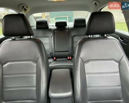 Серый Фольксваген Пассат, объемом двигателя 1.78 л и пробегом 169 тыс. км за 9999 $, фото 16 на Automoto.ua