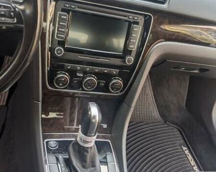 Серый Фольксваген Пассат, объемом двигателя 1.97 л и пробегом 136 тыс. км за 13800 $, фото 10 на Automoto.ua