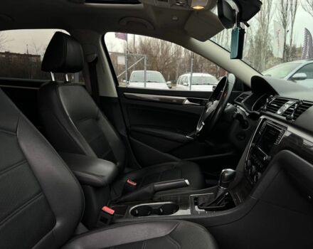 Серый Фольксваген Пассат, объемом двигателя 1.8 л и пробегом 173 тыс. км за 13300 $, фото 17 на Automoto.ua