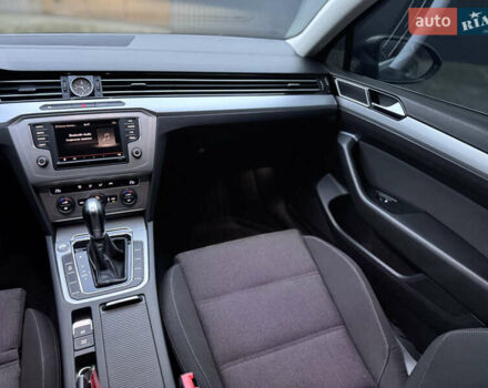 Серый Фольксваген Пассат, объемом двигателя 2 л и пробегом 264 тыс. км за 15850 $, фото 28 на Automoto.ua