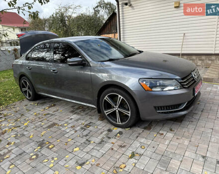 Сірий Фольксваген Пассат, об'ємом двигуна 1.8 л та пробігом 250 тис. км за 8999 $, фото 4 на Automoto.ua