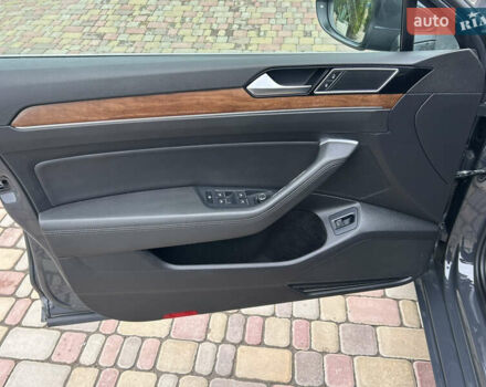 Сірий Фольксваген Пассат, об'ємом двигуна 1.8 л та пробігом 190 тис. км за 15500 $, фото 9 на Automoto.ua