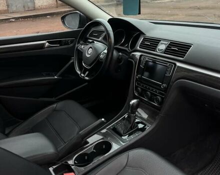 Сірий Фольксваген Пассат, об'ємом двигуна 1.8 л та пробігом 173 тис. км за 13800 $, фото 26 на Automoto.ua