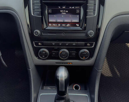 Серый Фольксваген Пассат, объемом двигателя 1.8 л и пробегом 136 тыс. км за 13500 $, фото 14 на Automoto.ua