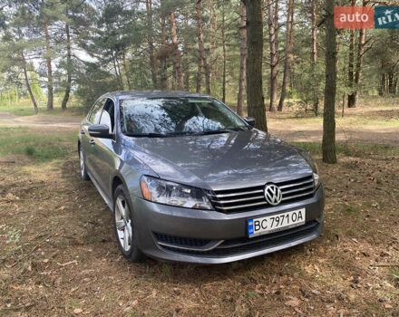 Серый Фольксваген Пассат, объемом двигателя 1.8 л и пробегом 197 тыс. км за 8500 $, фото 2 на Automoto.ua