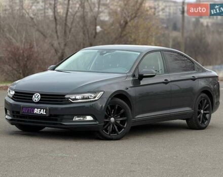 Сірий Фольксваген Пассат, об'ємом двигуна 1.97 л та пробігом 257 тис. км за 16900 $, фото 1 на Automoto.ua