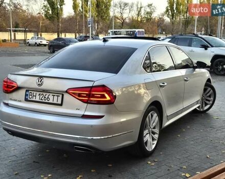 Серый Фольксваген Пассат, объемом двигателя 3.6 л и пробегом 125 тыс. км за 11900 $, фото 5 на Automoto.ua