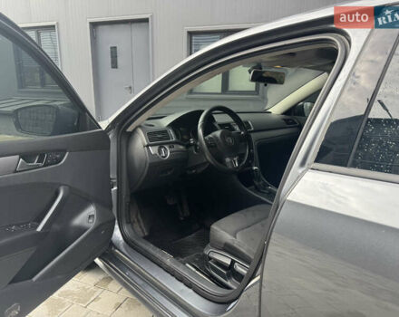 Сірий Фольксваген Пассат, об'ємом двигуна 1.8 л та пробігом 249 тис. км за 9100 $, фото 9 на Automoto.ua