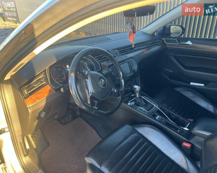 Сірий Фольксваген Пассат, об'ємом двигуна 2 л та пробігом 304 тис. км за 15300 $, фото 12 на Automoto.ua