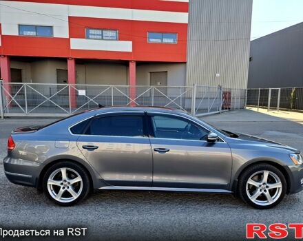 Сірий Фольксваген Пассат, об'ємом двигуна 2 л та пробігом 150 тис. км за 12200 $, фото 2 на Automoto.ua