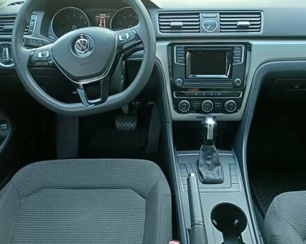 Фольксваген Пассат 2015 в Житомире на Automoto.ua Серый Фольксваген Пассат, объемом двигателя 1.8 л и пробегом 185 тыс. км за 11500 $, фото 24 на Automoto.ua