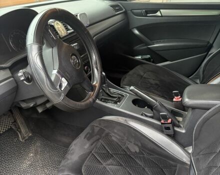 Серый Фольксваген Пассат, объемом двигателя 1.8 л и пробегом 255 тыс. км за 8500 $, фото 8 на Automoto.ua