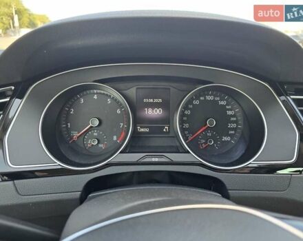 Сірий Фольксваген Пассат, об'ємом двигуна 1.78 л та пробігом 128 тис. км за 16900 $, фото 7 на Automoto.ua