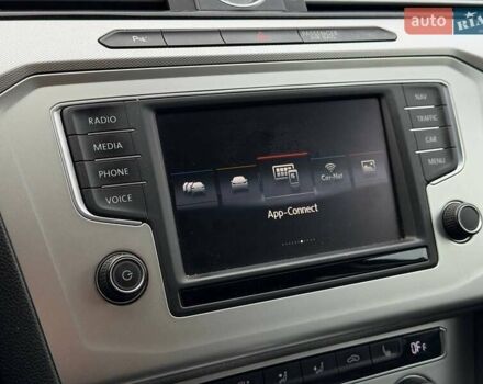 Сірий Фольксваген Пассат, об'ємом двигуна 1.97 л та пробігом 257 тис. км за 16900 $, фото 54 на Automoto.ua