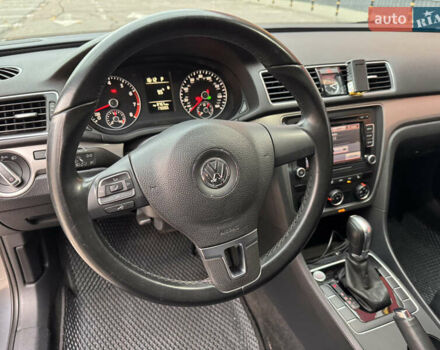 Сірий Фольксваген Пассат, об'ємом двигуна 1.8 л та пробігом 172 тис. км за 11000 $, фото 25 на Automoto.ua