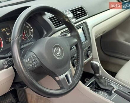 Сірий Фольксваген Пассат, об'ємом двигуна 1.8 л та пробігом 135 тис. км за 12000 $, фото 21 на Automoto.ua