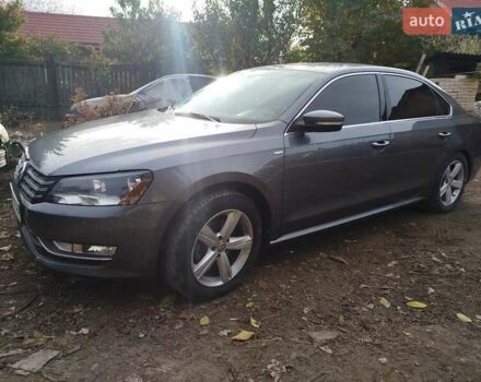 Серый Фольксваген Пассат, объемом двигателя 1.8 л и пробегом 212 тыс. км за 13700 $, фото 2 на Automoto.ua