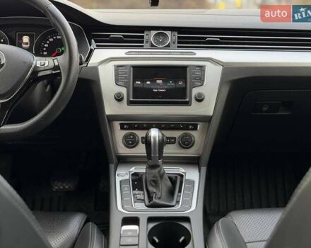 Сірий Фольксваген Пассат, об'ємом двигуна 1.97 л та пробігом 257 тис. км за 16900 $, фото 44 на Automoto.ua