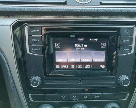 Фольксваген Пассат 2015 в Житомире на Automoto.ua Серый Фольксваген Пассат, объемом двигателя 1.8 л и пробегом 185 тыс. км за 11500 $, фото 29 на Automoto.ua