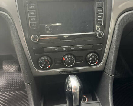 Сірий Фольксваген Пассат, об'ємом двигуна 1.8 л та пробігом 249 тис. км за 9100 $, фото 14 на Automoto.ua