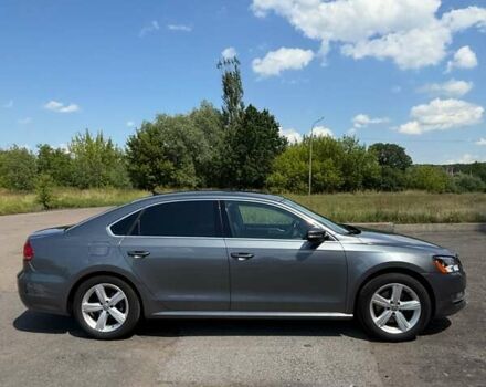Серый Фольксваген Пассат, объемом двигателя 1.8 л и пробегом 134 тыс. км за 10000 $, фото 5 на Automoto.ua