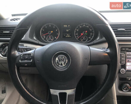 Серый Фольксваген Пассат, объемом двигателя 1.8 л и пробегом 202 тыс. км за 11500 $, фото 12 на Automoto.ua